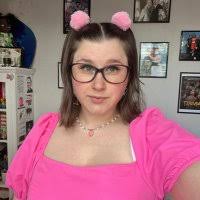 Ellie (@theatricellie)