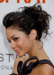 Creating a messy bun that looks thick and full on short hair might seem like an impossible task, but youtuber stephanie kudlic shows us the tricks to make it first, gather hair into a high ponytail, then twist it to create a loose bun by wrapping the hair around itself—it should resemble a cinnamon roll. Celebrity Loose Curly Bun Updo Hairstyles Weekly Bun Hairstyles For Long Hair Hair Styles Short Hair Updo
