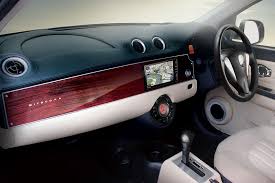 光岡自動車 ビュート ビュート なでしこ マイチェン ボディカラーを拡大し 内装オプションも増加 改造車 ビュート 自動車