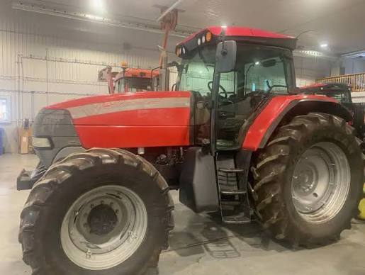 Mccormick XTX200 Tractor