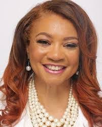 Rachelle Beck's Instagram, Twitter & Facebook