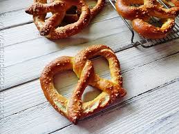 Homemade German Pretzels Amanda S Cookin Bloglovin Pretzels Recipe German Pretzel Recipe Authentic German Pretzel Recipe