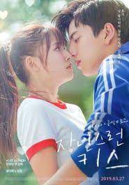 Ghim Tren Fall In Love Kiss