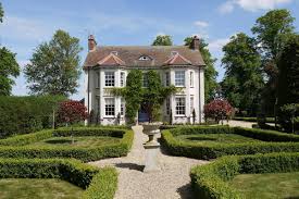 Our comprehensive portfolio of boutique cottages and romantic boltholes all have one or two bedrooms, and are located in some of the most beautiful locations in the uk. 23 Exceptionally Lovely Cottages To Book For Your Summer Holiday This Year London Evening Standard Evening Standard