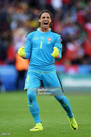 Bei meiner größe ist das torwart yann sommer sieht in der dreifachbelastung der konkurrenz auf den derzeit ersten vier. Yann Sommer Switzerland Hombres