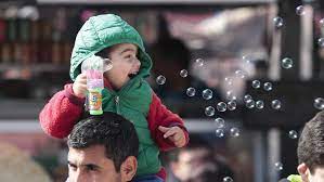 Antiguamente los niños fueron flanco de abusos y daños, eran tratados como objetos en la época medieval, no se les consideraba personas sencillamente seres que. Dia Del Nino En Chile Cuando Se Celebra Y Por Que Se Conmemora Meganoticias