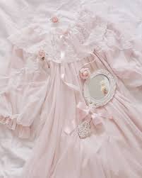 Chin Up Princess Pinterest Á¦ Kayla Á¦ Pink Girly Things Vintage Princess Princess Aesthetic See more ideas about pink aesthetic, pink, aesthetic. princess pinterest á¦ kayla á¦
