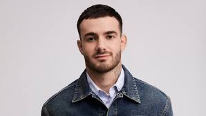 Skateboard - Aurélien Giraud nouvel ambassadeur Dior - SportBuzzBusiness.fr