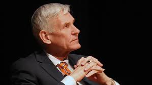 ETHS superintendent announces retirement