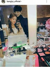 Army bts, begitu mereka menyebut nama penggemarnya, ini sudah tersebar di seluruh dunia dan membuat bts semakin merajai panggung musik korea maupun internasional. Jungkook Bts Yein Lovelyz Facebook