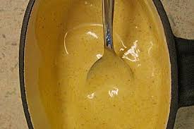 Dreierlei Sossen Fur Fondue Von Gourmetkathi Chefkoch Recipe Dipping Sauce Fondue Dipping Sauces Easy Chocolate Fondue Recipe