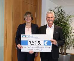 < bitcoin kaufen + die top coins litecoin, ethereum, ripple etc. 60 Geburtstag Des Vorstandsvorsitzenden Andreas Hof Der Vr Bank
