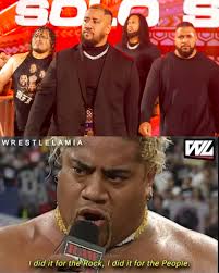 Solo Sikoa was attacked by an unknown wrestler backstage Here's my guess 😂