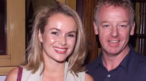 Les Dennis knew marriage to Amanda Holden wouldn't last after he heard  remark from his plumber