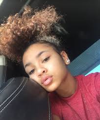 Credit Before Reposting Give It Sus Xoxo Shesoboujie Light Skin Girls Hair Curly Hair Styles