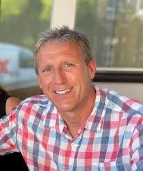 Mark Deller's Instagram, Twitter & Facebook