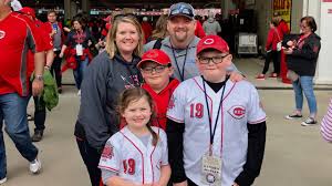 Glass Bottles, Baseball Cards & the Big Red Machine