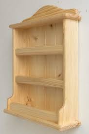 This Country Style 3 Tier Wooden Spice Rack Organizes Your Herb And Spice Jars Porta Temperos De Madeira Artesanato Em Madeira De Paletes Artesanato Em Madeira