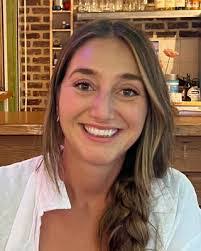 Samantha Swallow's Instagram, Twitter & Facebook