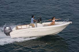 Wir verfügen über 50 boote cantieri capelli. Boats Division Cantieri Capelli