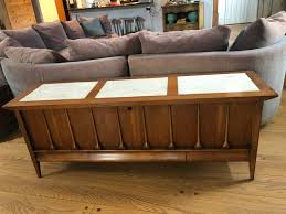 On a recent trip to the thrift store, i came across this old cedar chest. Mid Century Modern Lane Cedar Chest At 1stdibs