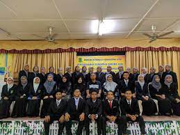 See more of sekolah menengah kebangsaan jitra on facebook. Buletin Smk Jitra Majlis Pentauliahan Pengawas Asrama Fiffi