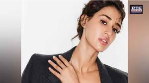 It's a Boy! Singer Harshdeep Kaur welcomes baby, says 'our Junior Singh has  arrived'