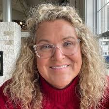 Lori Mabry's Instagram, Twitter & Facebook