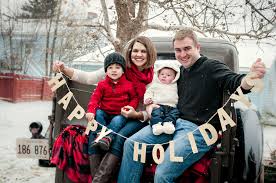 Outdoor Holiday Photo Shoot Christmas Mini Session Vintage Truck Christmas Www Suequ Vintage Truck Christmas Family Christmas Pictures Family Holiday Photos