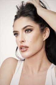 Regina Walsh's Instagram, Twitter & Facebook