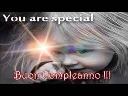 Buon Compleanno Ad Una Persona Speciale Come Te Dedica Per Tutte Le Persone Speciali Youtube Buon Compleanno Compleanno Auguri Di Compleanno