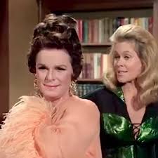 The Significance of Samantha Stephens's fashion on Bewitched is how it  documented the shift between 1960's and 1970's fashion and I absolutely  LOVE that ✨ #bewitched #samanthastephens #classictv #elizabethmontgomery  #heymarianne