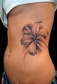40 coole blumen tattoo vorlage feminine tattoos tattoo. Blute 3d Tattoo Motiv Lillies Tattoo Lily Tattoo Lily Tattoo Design
