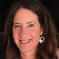 Lisa Feeney's Instagram, Twitter & Facebook