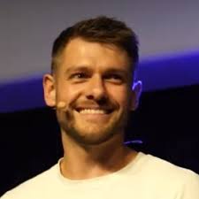 12 ans après avoir lancé digiSchool, je me lance (vraiment) sur LinkedIn…