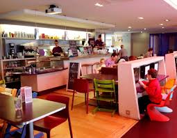 Zeplegraounde Le Cafe Des Familles Toulousaines Cafe Enfants Salle De Jeux Ikea Enfant