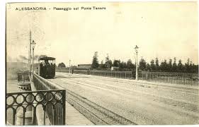 La prima fermata della linea tram 5 (direzione: Tranvia Alessandria Casale Monferrato Wikipedia