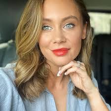 Amber Laidlaw's Instagram, Twitter & Facebook