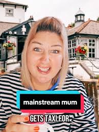 Disney Birthday Throwback!💚🎢🎠Sprinkle a little pixie dust wherever ...