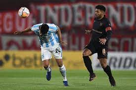 Head to head statistics and prediction, goals, past matches, actual form for. Con Un Jugador Menos Atletico Tucuman Pierde 1 A 0 Ante Independiente Por La Copa Sudamericana