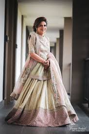 Mom S Who Slayed At Their Daughter S Weddings How Indian Wedding Outfits Mother Of The Bride Dresses Long Grooms Mom Dress