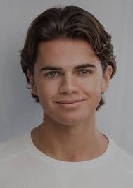 Oliver Watson's Instagram, Twitter & Facebook