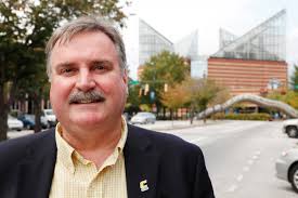 Student leader from 1970s new UTC alumni president