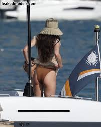 Dakota Johnson Nude & Sexy Collection - 9 Fotos die jeden verzaubern werden