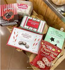 Trader Joe S Peppermint Selection Peppermint Meringues Peppermint Trader Joes