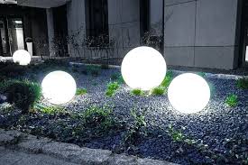 Dieses modell zeigt eine 1,86 meter hohe. Die Solar Leuchtkugeln Der Neue Umweltbewusste Trend Fur Die Beleuchtung In 2020 Gartenkugeln Beleuchtung Led Birnen