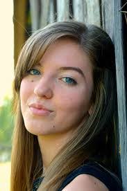 Hannah Bunn's Instagram, Twitter & Facebook