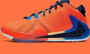 Ο νίκος παππάς προμηθεύτηκε το signature shoe του γιάννη αντετοκούνμπο και το πόσταρε στα social media. Bgainei Sthn Kykloforia To Papoytsi Toy Antetokoynmpo Pic Allaboutaris Com