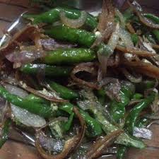 #ikan bilis goreng untuk video kali ini saya ingin kongsikan resepi ikan bilis gorengbahan² yang diperlukan ialah1. Lauk Kampung Ikan Bilis Bawang Dan Lada Goreng