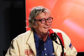 Aujourd'hui, il est principalement connu pour sa participation régulière à l'émission de radio les grosses têtes depuis mai. Les Souvenirs De Michele Bernier Et Jean Jacques Peroni